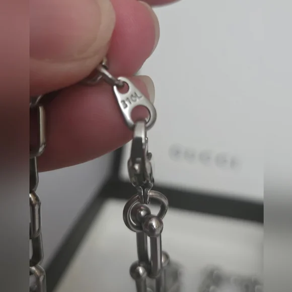 Gucci Silver Irredescent Pendant on Unbranded  Chain Necklace - Picture 4 of 4